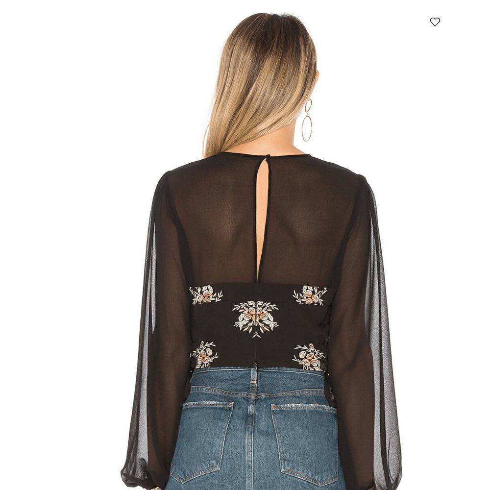 Tularose Dianna Blouse Size S - Picture 3 of 6
